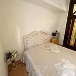 House Fox Дом отдыха Неаполь