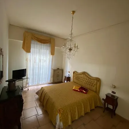 House Fox Semesterbostad Neapel