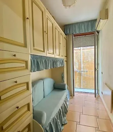 Ferienhaus House Fox Neapel